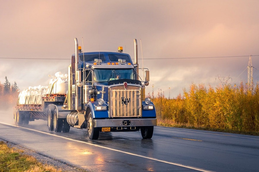 Everything You Need To Know About Finding The Perfect Trucking Job For You