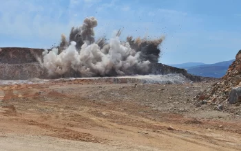 Rock blasting and fracturing