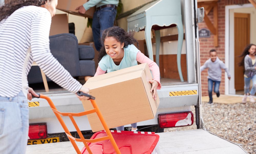 Moving Made Easy: From Packing to Settling In