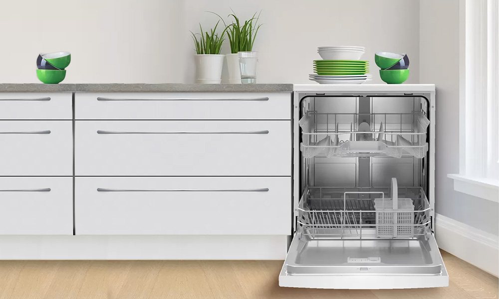 What are the benefits of using a dishwashing machine?