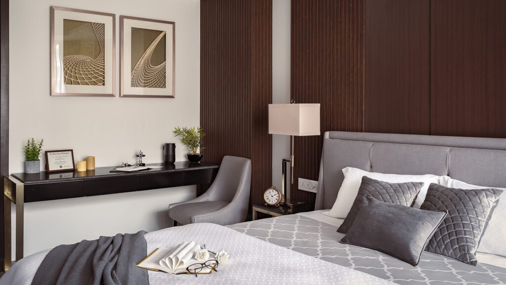 Luxury Redefined: Elevate Your Bedroom with TindArt’s Artistic Elegance