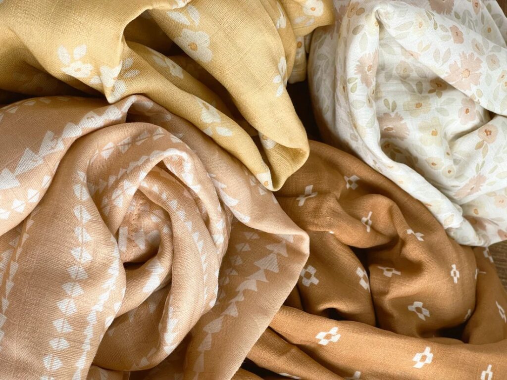 Eco-Friendly Muslin Blankets: Choosing Sustainable Options for Your Baby