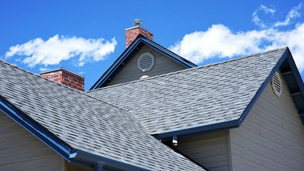 Mastering Elements: Bealing Roofing Sets New Home Safety and Comfort Standards