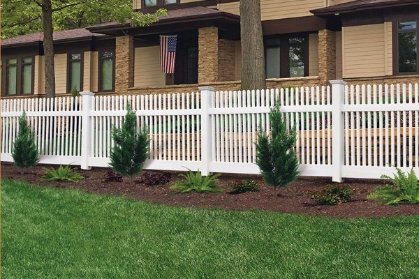 Vinyl Fencing