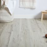 Why Vinyl Flooring is the Ultimate Choice for Modern Home Renovations