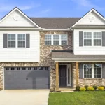 How to Choose the Right Home in Spring Hill with AC and Garage Features